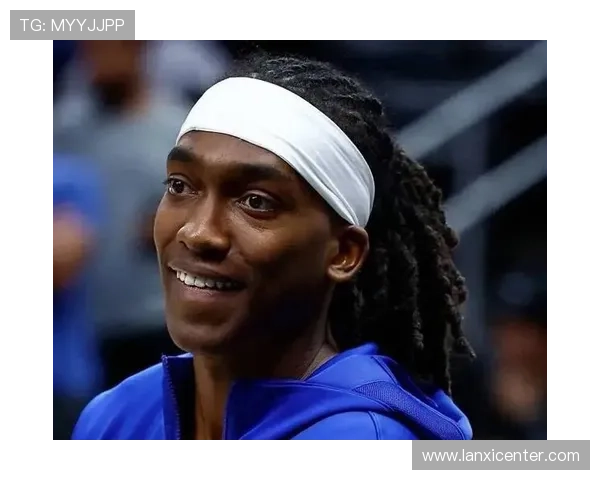 曼恩表达对黄蜂的热爱希望在球队继续奋斗至职业生涯结束